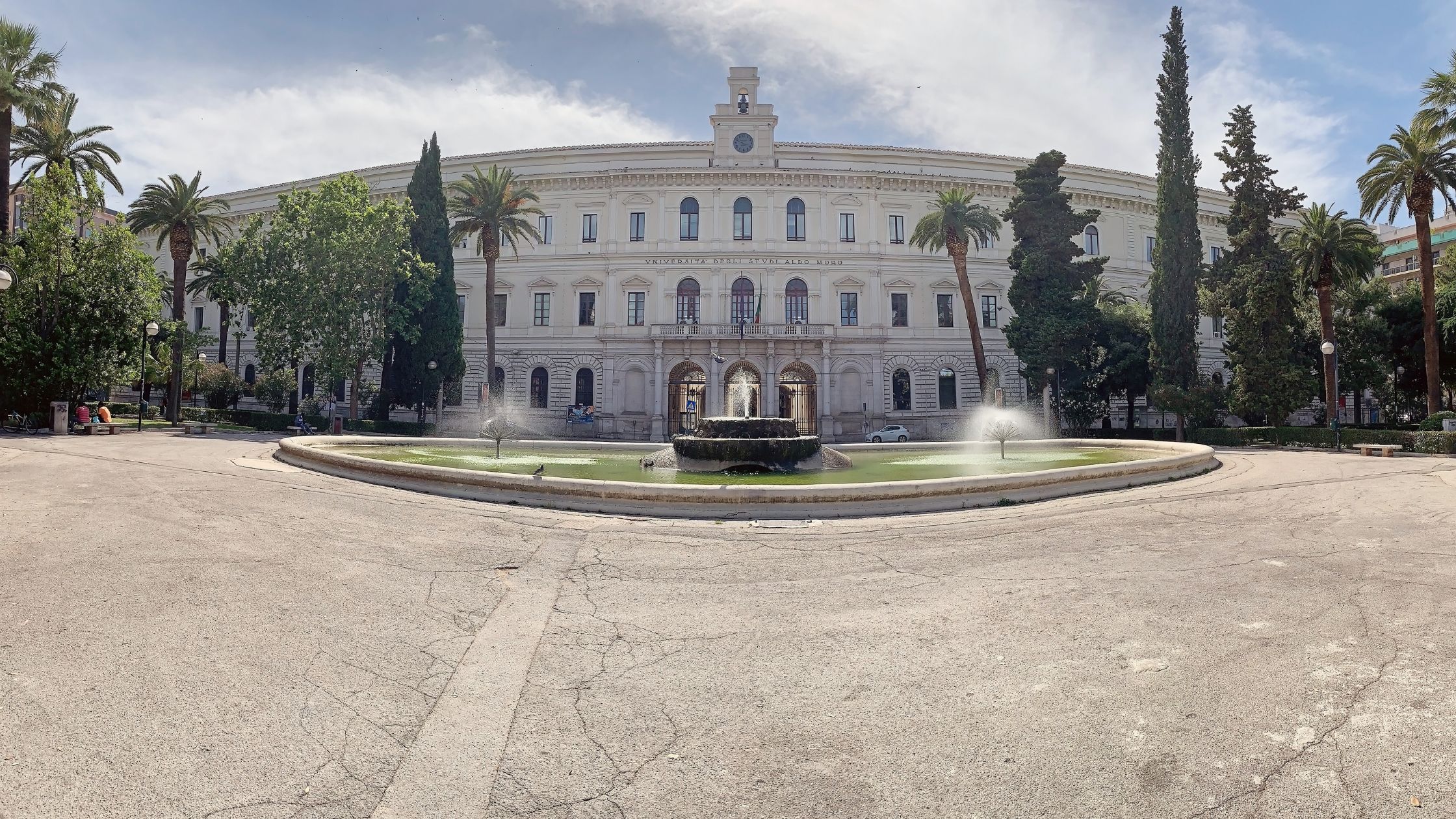 Università degli Studi di Bari