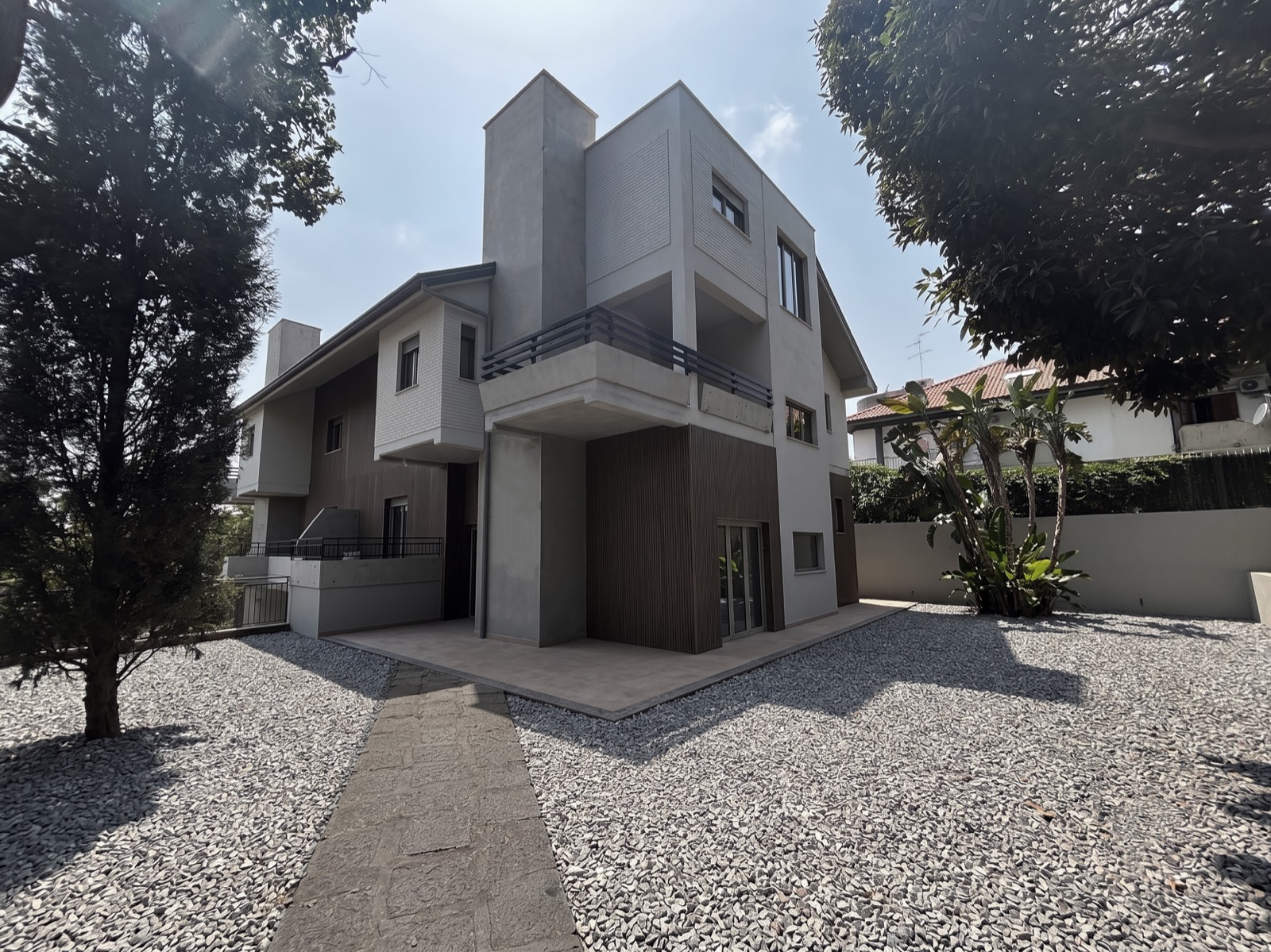 Unires Battiati